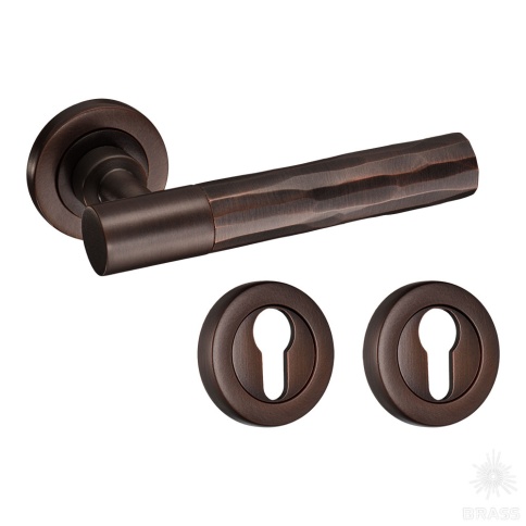 Brass Ручка дверная в комплекте с накладкой под цилиндрический замок 02145-012Y латунь фото 1