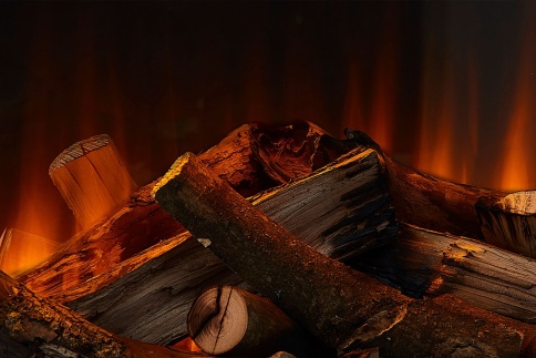 Трехсторонний электрокамин с обогревом BRITISH FIRES New Forest 1200 with Deluxe Real logs - 1200 мм фото 3